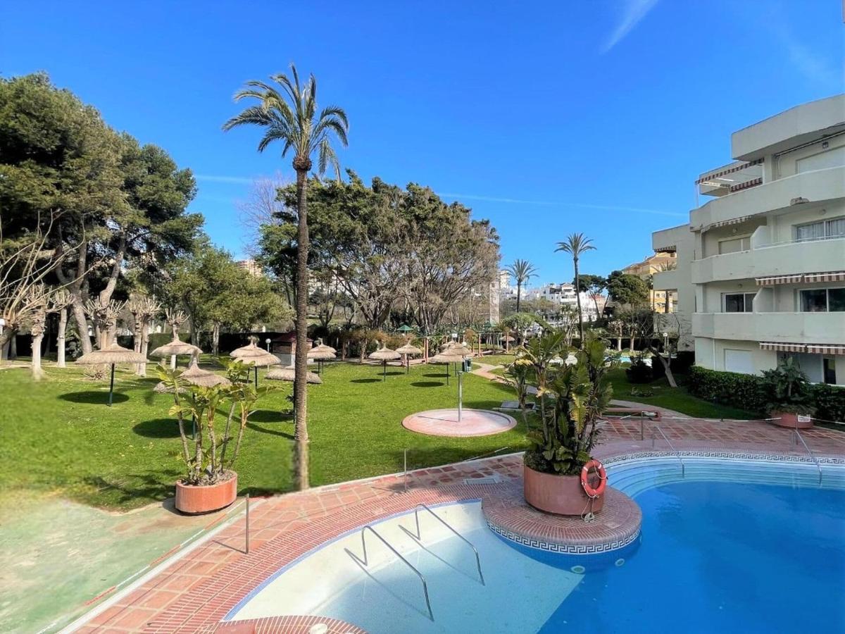 Belvilla By Oyo Apartment In Benalma¡Dena Benalmadena Bagian luar foto
